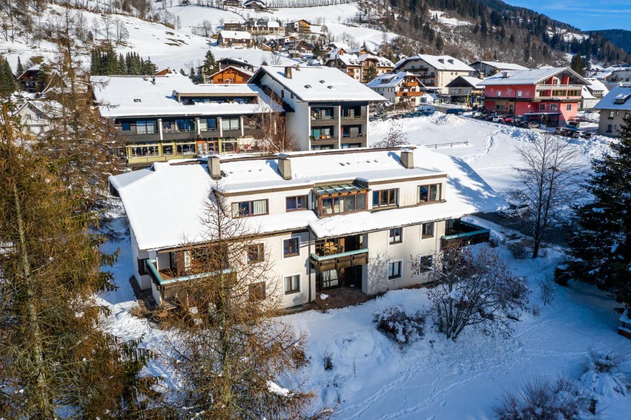 Ortners Mauerwirt - Leistbarer Luxus Lägenhet Bad Kleinkirchheim Exteriör bild