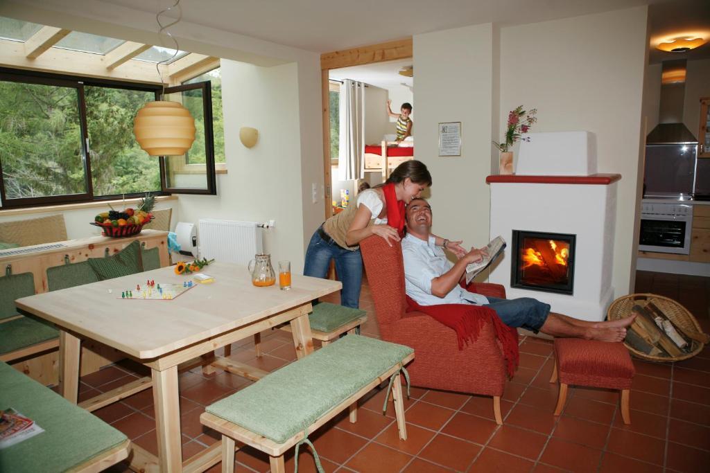 Ortners Mauerwirt - Leistbarer Luxus Lägenhet Bad Kleinkirchheim Exteriör bild